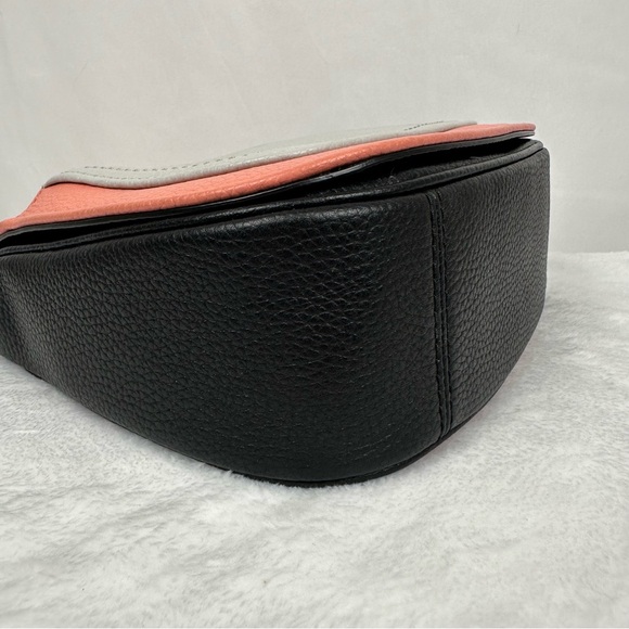 NWT Marc Jacobs Messenger Bag in Flamingo - Picture 9 of 13